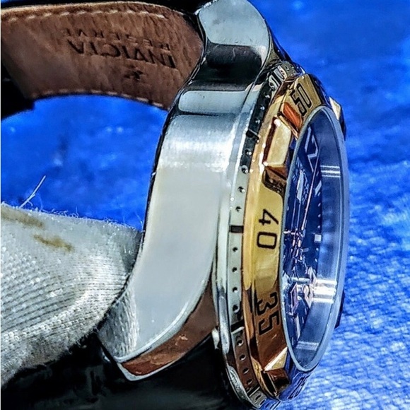 Invicta Reserve Excursion Swiss Made Chrono 10900 Men's Watch - Picture 2 of 9